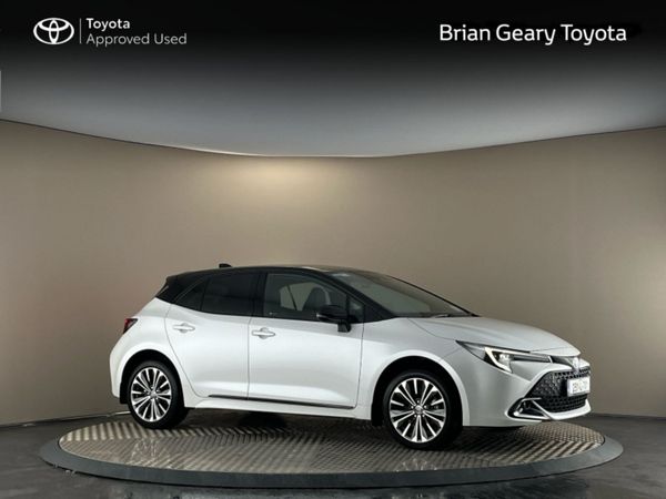 Toyota Corolla Hatchback, Petrol Hybrid, 2025, White