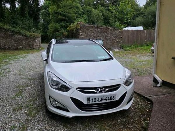 Hyundai i40 Estate, Diesel, 2012, White