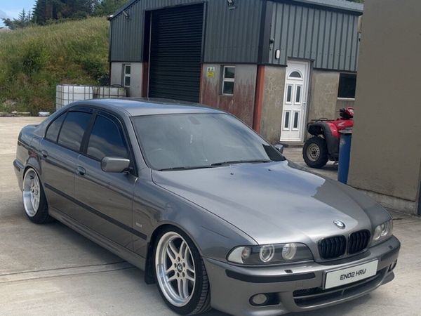BMW 5-Series Saloon, Diesel, 2002, Grey