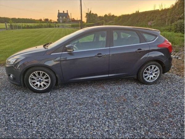Ford Focus Hatchback, Diesel, 2011, Grey