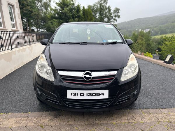Opel Corsa Hatchback, Petrol, 2013, Black