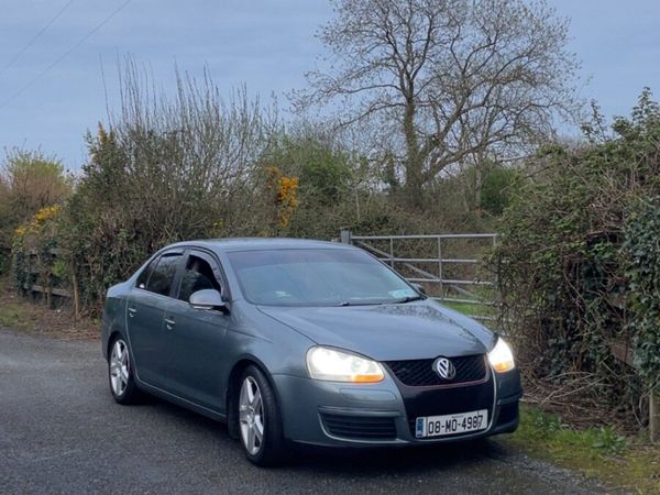 Volkswagen Jetta Saloon, Diesel, 2008, Grey