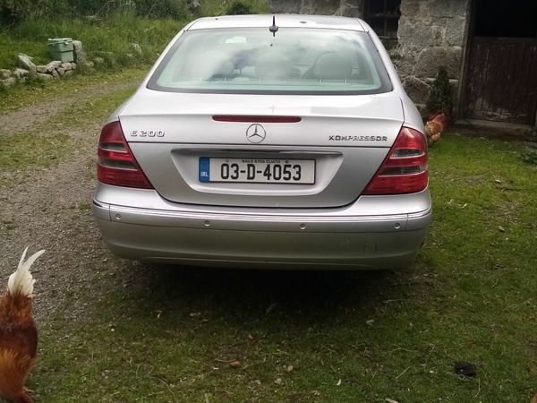 Mercedes-Benz E-Class Saloon, Petrol, 2003, Silver