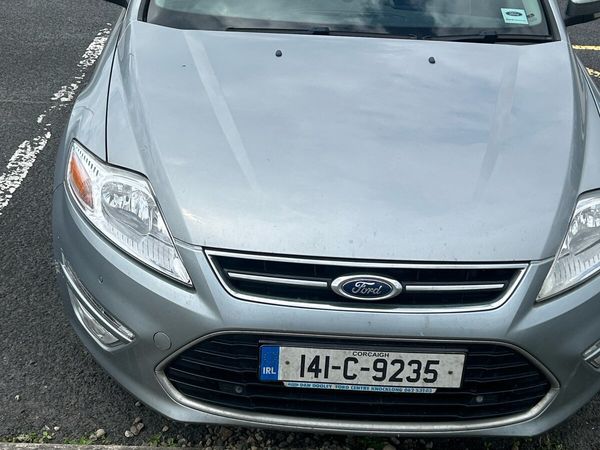 Ford Mondeo Hatchback, Diesel, 2014, Grey