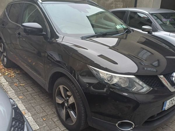 Nissan Qashqai SUV, Diesel, 2017, Black