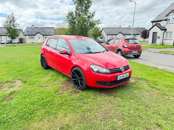 Volkswagen Golf Hatchback, Diesel, 2009, Red