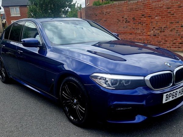 BMW 5-Series Saloon, Petrol Hybrid, 2019, Blue