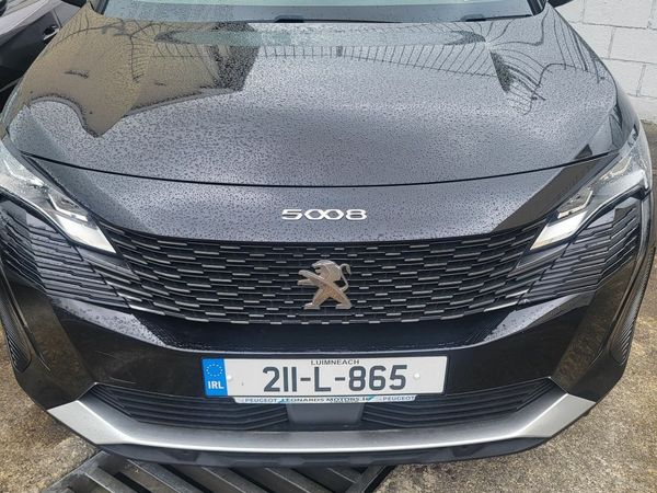 Peugeot 5008 MPV, Diesel, 2021, Black