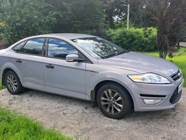 Ford Mondeo Saloon, Diesel, 2011, Grey