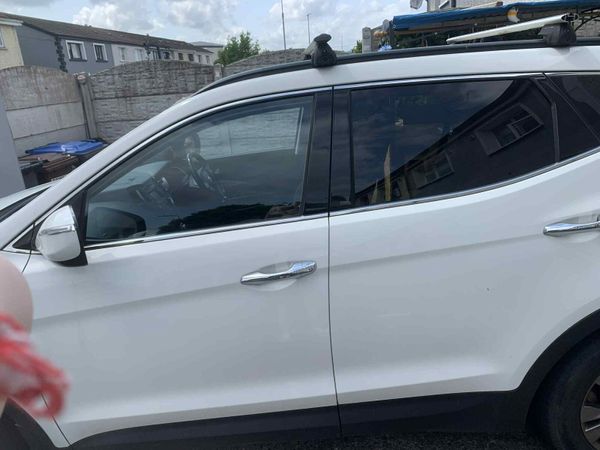 Hyundai Santa Fe SUV, Diesel, 2014, White