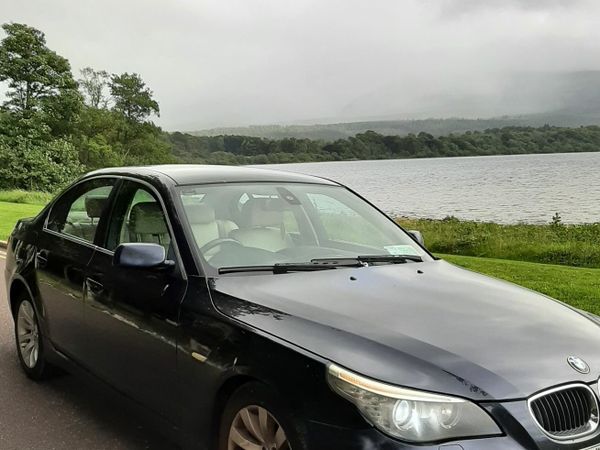 BMW 5-Series Saloon, Diesel, 2009, Blue