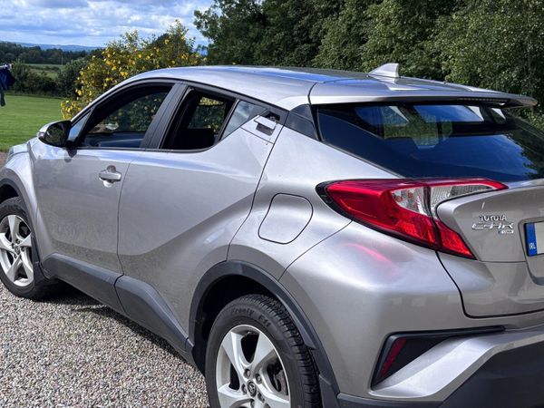 Toyota C-HR Hatchback, Petrol, 2017, Grey