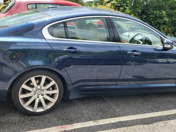 Jaguar XF Saloon, Diesel, 2009, Blue