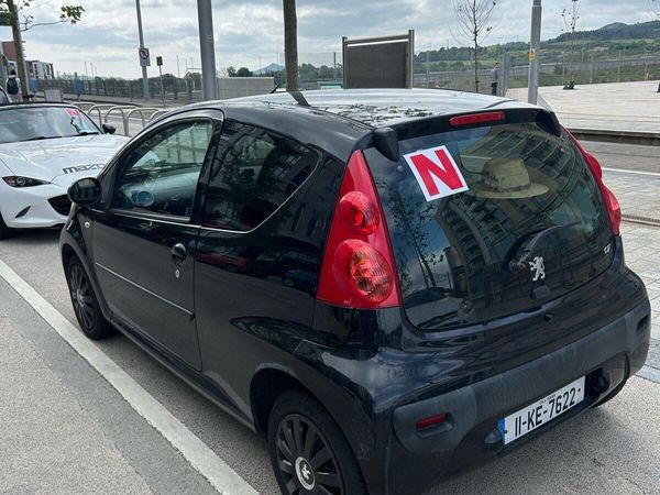Peugeot 107 Hatchback, Petrol, 2011, Black