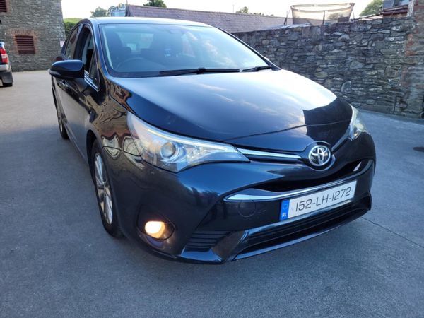Toyota Avensis Saloon, Diesel, 2015, Grey