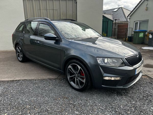 Skoda Octavia Estate, Diesel, 2015, Grey