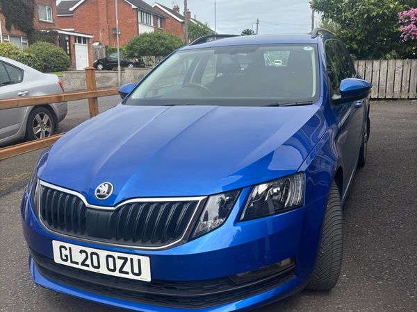 Skoda Octavia Estate, Diesel, 2020, Blue