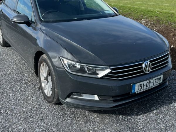 Volkswagen Passat Saloon, Diesel, 2015, Grey