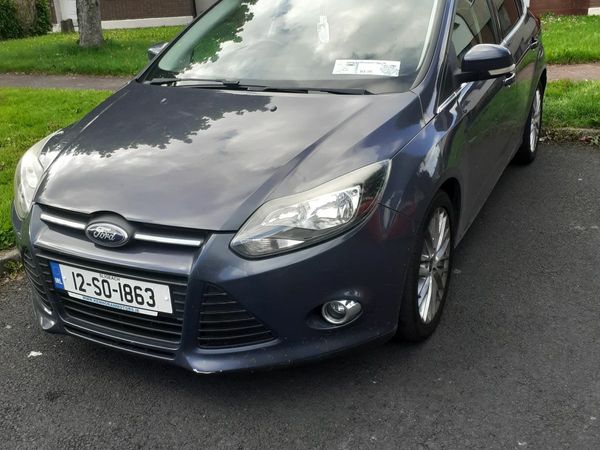 Ford Focus Hatchback, Diesel, 2012, Grey