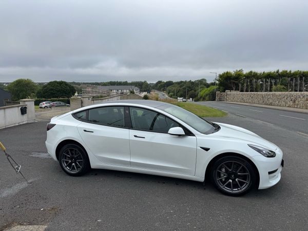 Tesla Model 3 Saloon, Electric, 2023, White