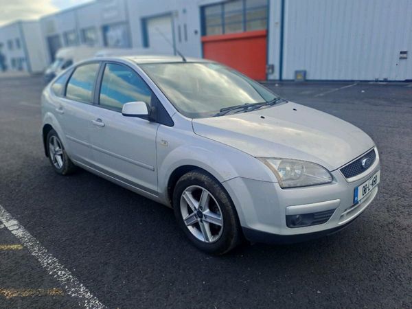 Ford Focus Hatchback, Petrol, 2008, Silver