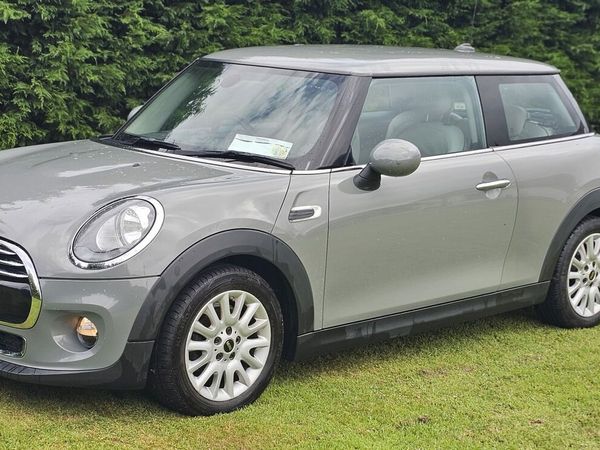 Mini Cooper Hatchback, Diesel, 2014, Grey