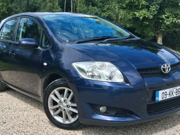 Toyota Auris Hatchback, Petrol, 2009, Blue