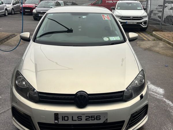 Volkswagen Golf Hatchback, Diesel, 2010, Silver