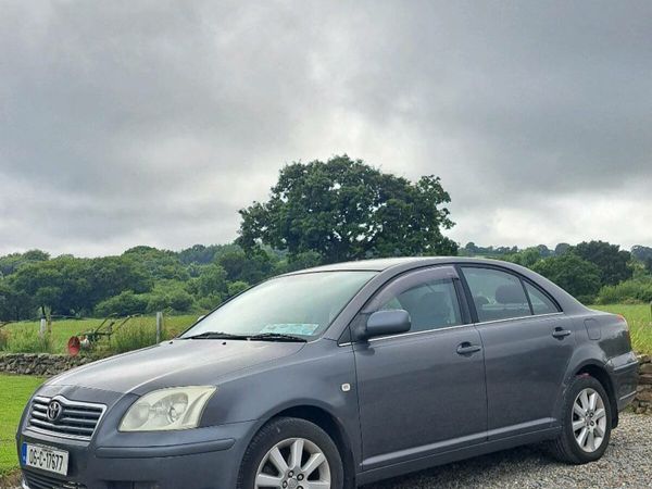 Toyota Avensis Saloon, Petrol, 2006, Grey