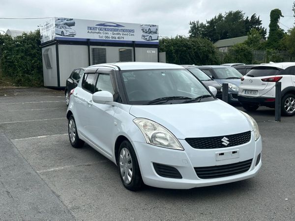 Suzuki Swift Hatchback, Petrol, 2012, White