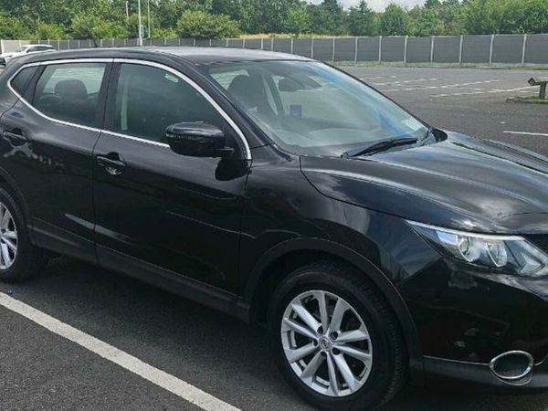 Nissan Qashqai Hatchback, Diesel, 2016, Black
