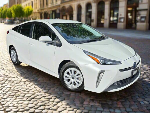 Toyota Prius Hatchback, Petrol Hybrid, 2022, White
