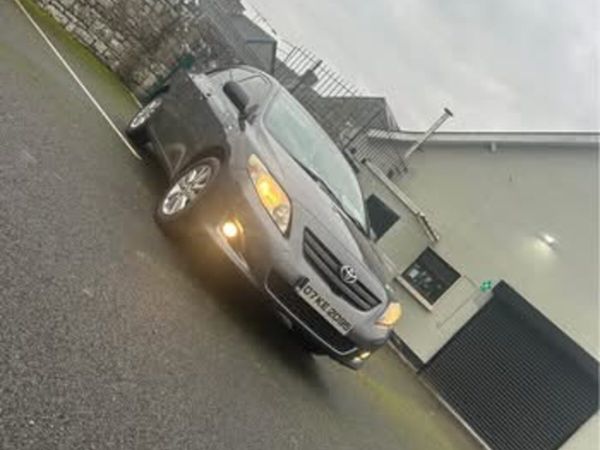 Toyota Corolla Saloon, Petrol, 2007, Grey