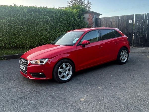 Audi A3 Hatchback, Diesel, 2015, Red