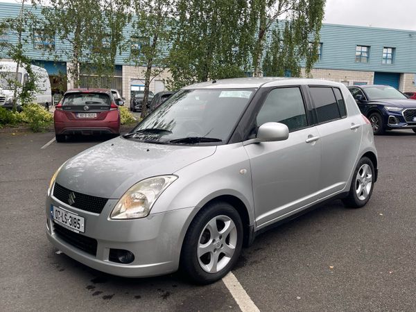 Suzuki Swift Hatchback, Petrol, 2007, Silver