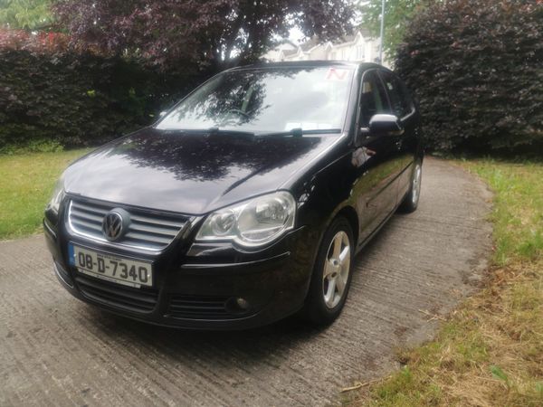 Volkswagen Polo Hatchback, Petrol, 2008, Black