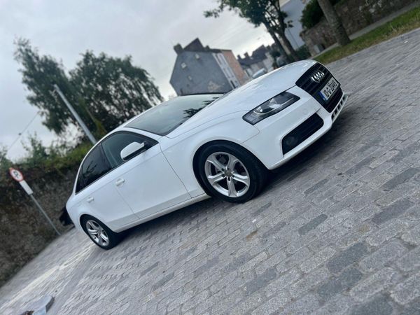 Audi A4 Saloon, Diesel, 2010, White