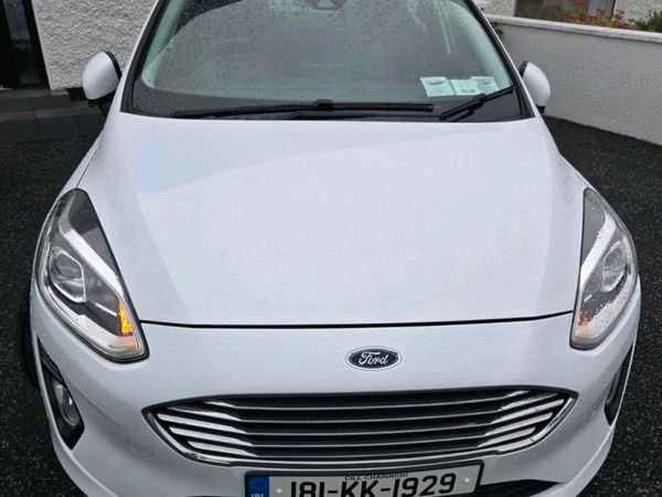 Ford Fiesta Hatchback, Petrol, 2018, White