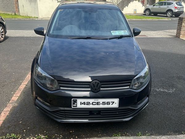 Volkswagen Polo Hatchback, Petrol, 2014, Black