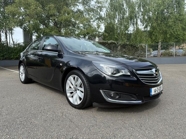 Opel Insignia Hatchback, Diesel, 2014, Black