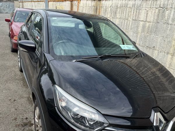 Renault Captur Hatchback, Diesel, 2015, Black