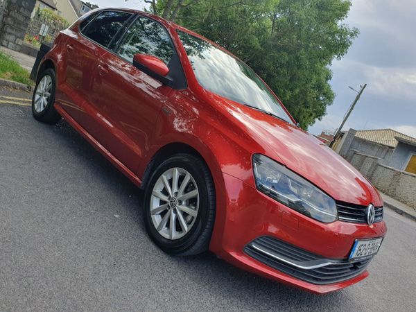 Volkswagen Polo Hatchback, Petrol, 2015, Red