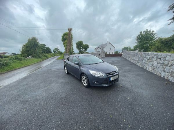Ford Focus Saloon, Diesel, 2012, Blue