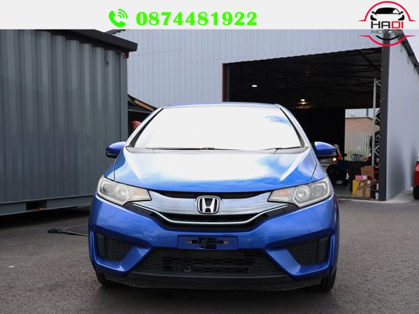Honda Fit Hatchback, Petrol Hybrid, 2014, Blue