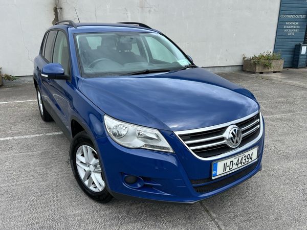 Volkswagen Tiguan SUV, Diesel, 2011, Blue