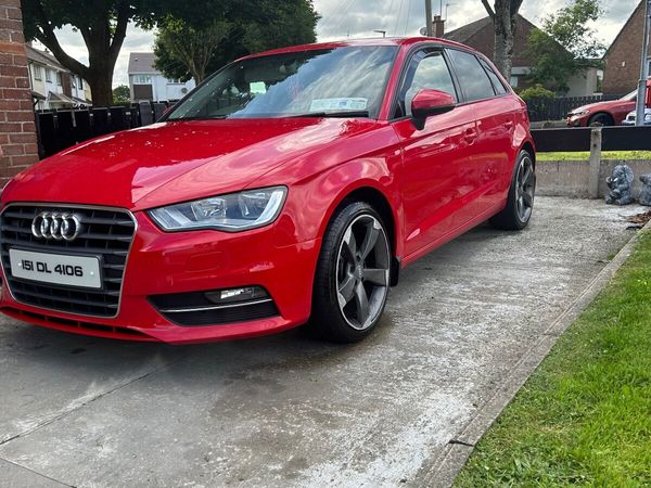 Audi A3 Hatchback, Diesel, 2015, Red