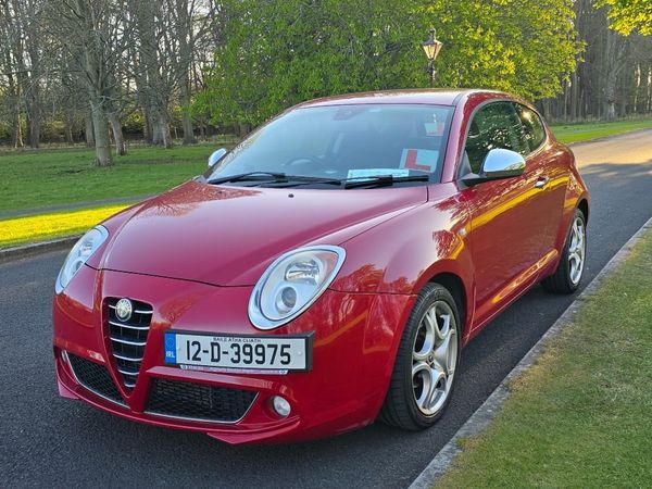Alfa Romeo Mito MPV, Diesel, 2012, Red