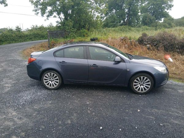 Opel Insignia Saloon, Diesel, 2010, Blue