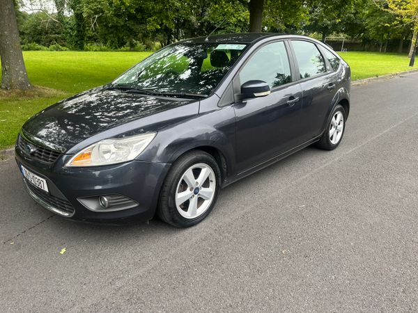 Ford Focus Hatchback, Diesel, 2009, Grey