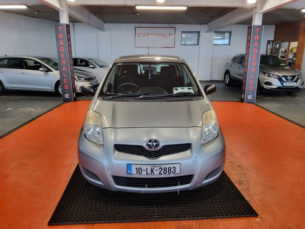 Toyota Yaris Hatchback, Petrol, 2010, Silver